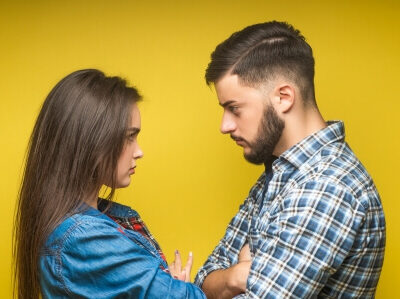 Origen de las Relaciones Adversarias entre Hombres y Mujeres.
